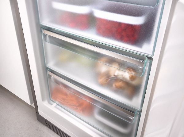 Морозильник Miele FNS28463E ED/CS