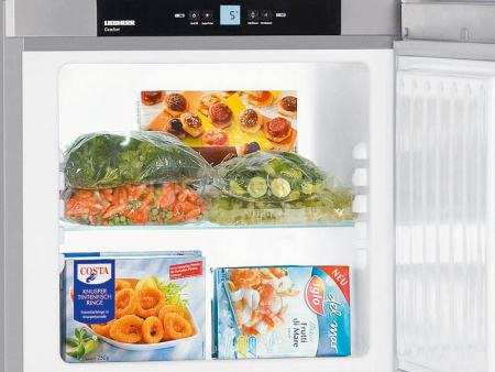 Холодильник Liebherr CBNes 4875 Premium