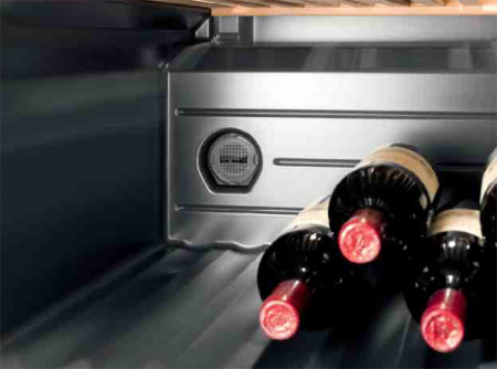 Винный шкаф Liebherr WKt 4552